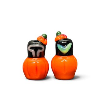 GWN pumpkin pendant pair